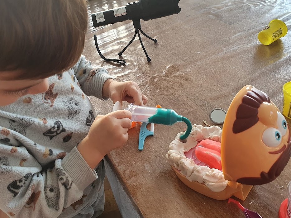 Coffret de pâte à modeler Play Doh - Dentiste